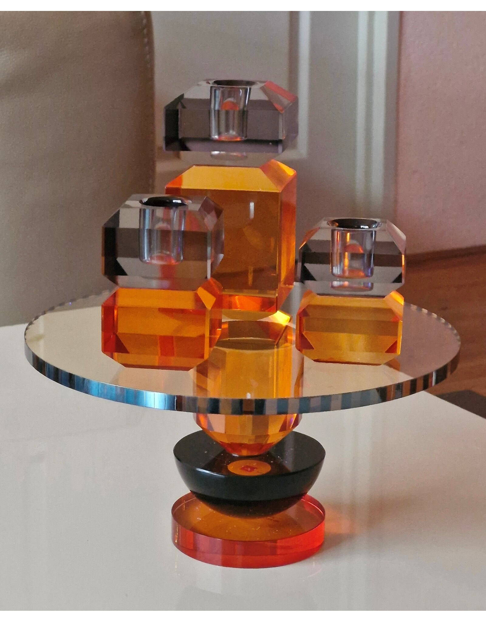 Diga Colmore Giftware & Lifestyle - Plate on Stand Crystal Glass Orange-Black