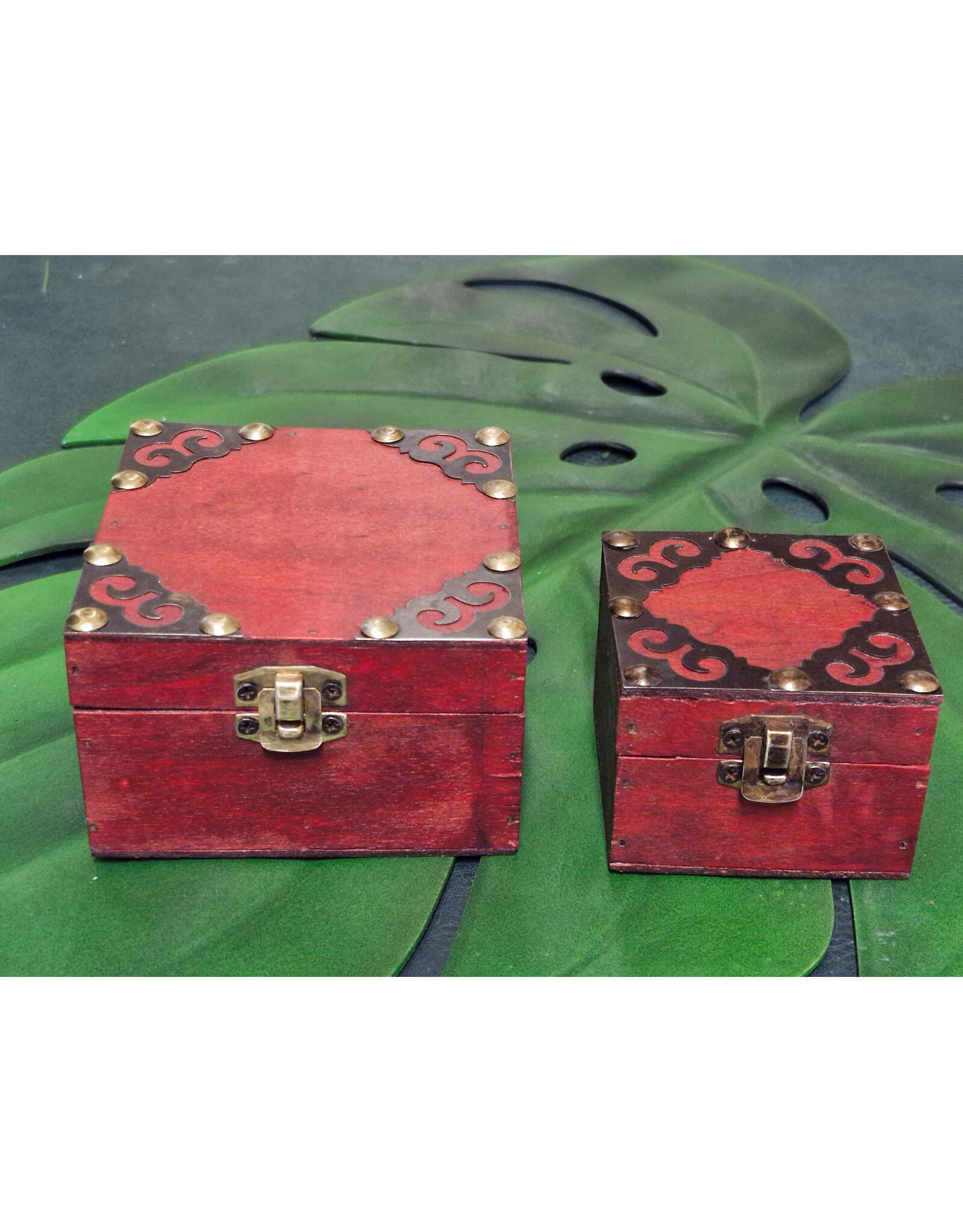 AWG Miscellaneous - Vintage Chests Set of 2 - 10 x 6 x10cm