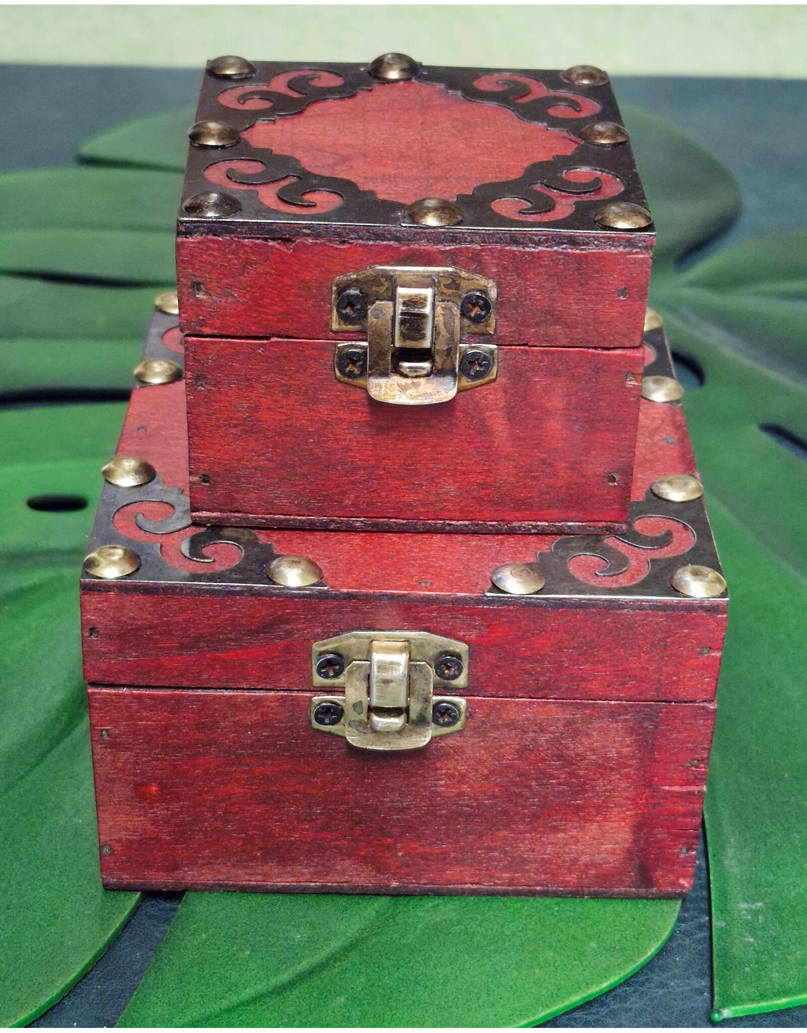 AWG Miscellaneous - Vintage Chests Set of 2 - 10 x 6 x10cm