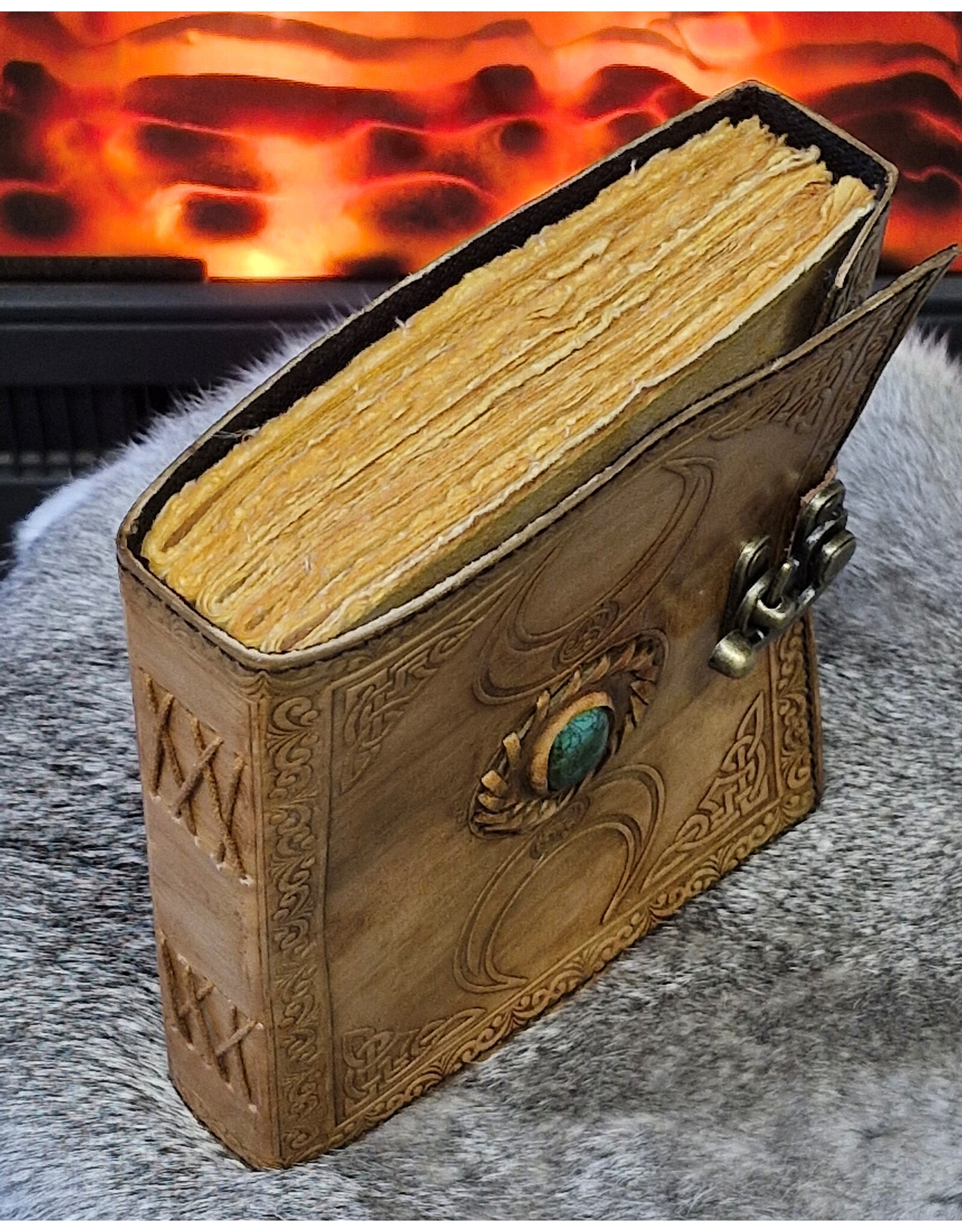 JM Handicrafts Miscellaneous - Antique Triple Moon Goddess Leren Notitieboek 20,5x15,5cm