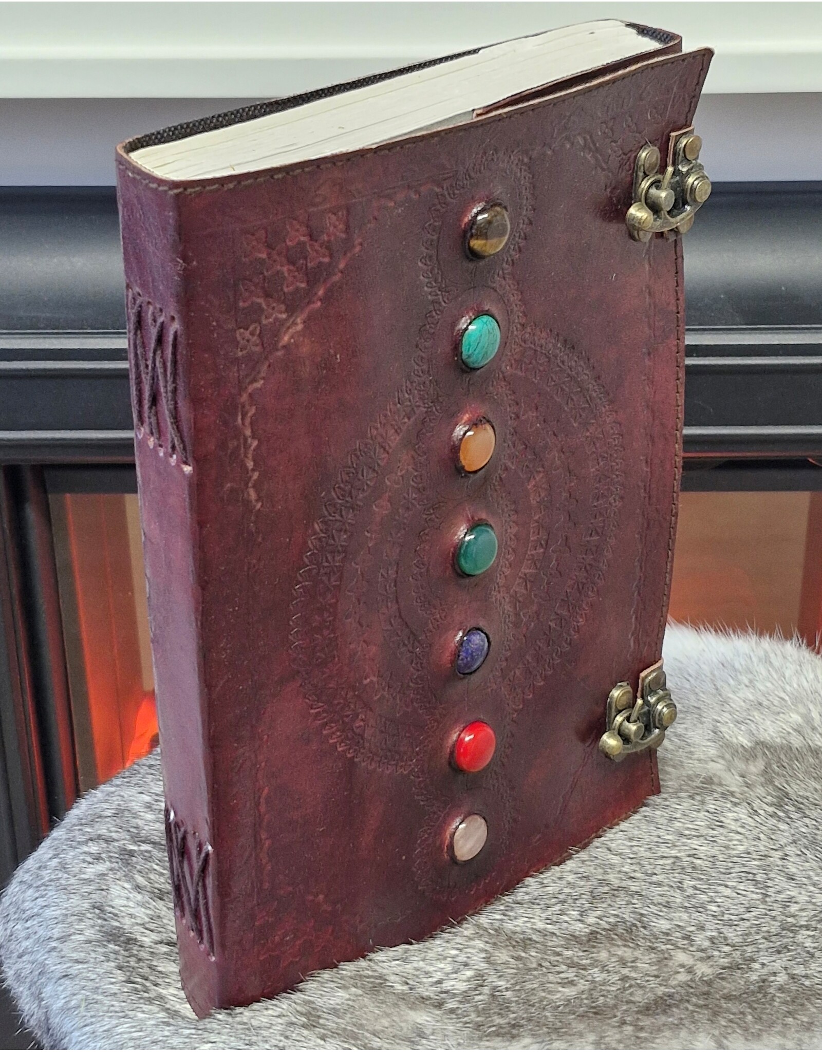 MITHD Miscellaneous -  Leather Journal Seven Chakras with double lock (large)