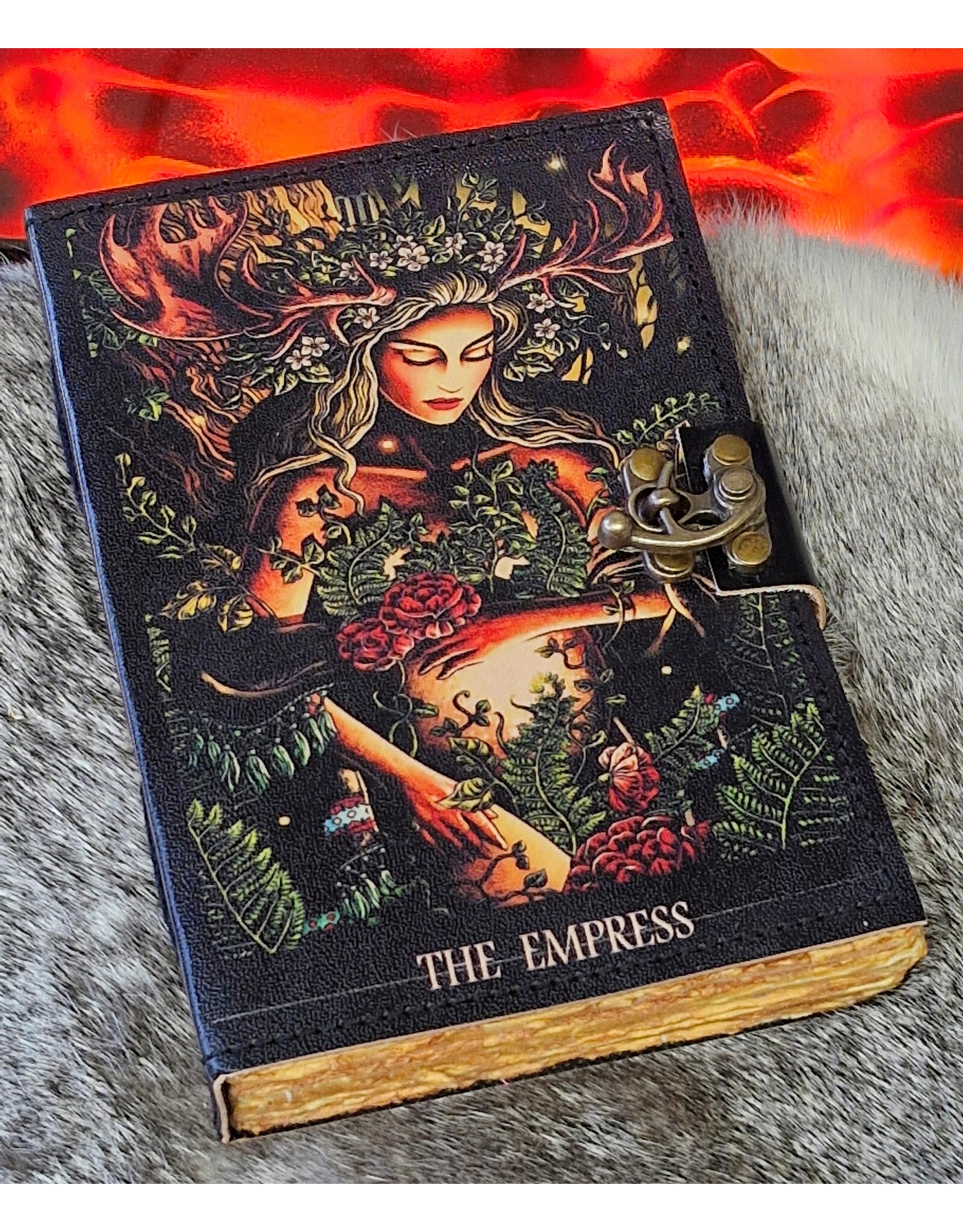 BB Miscellaneous - The Empress of the Forest Leather Journal 18x13cm