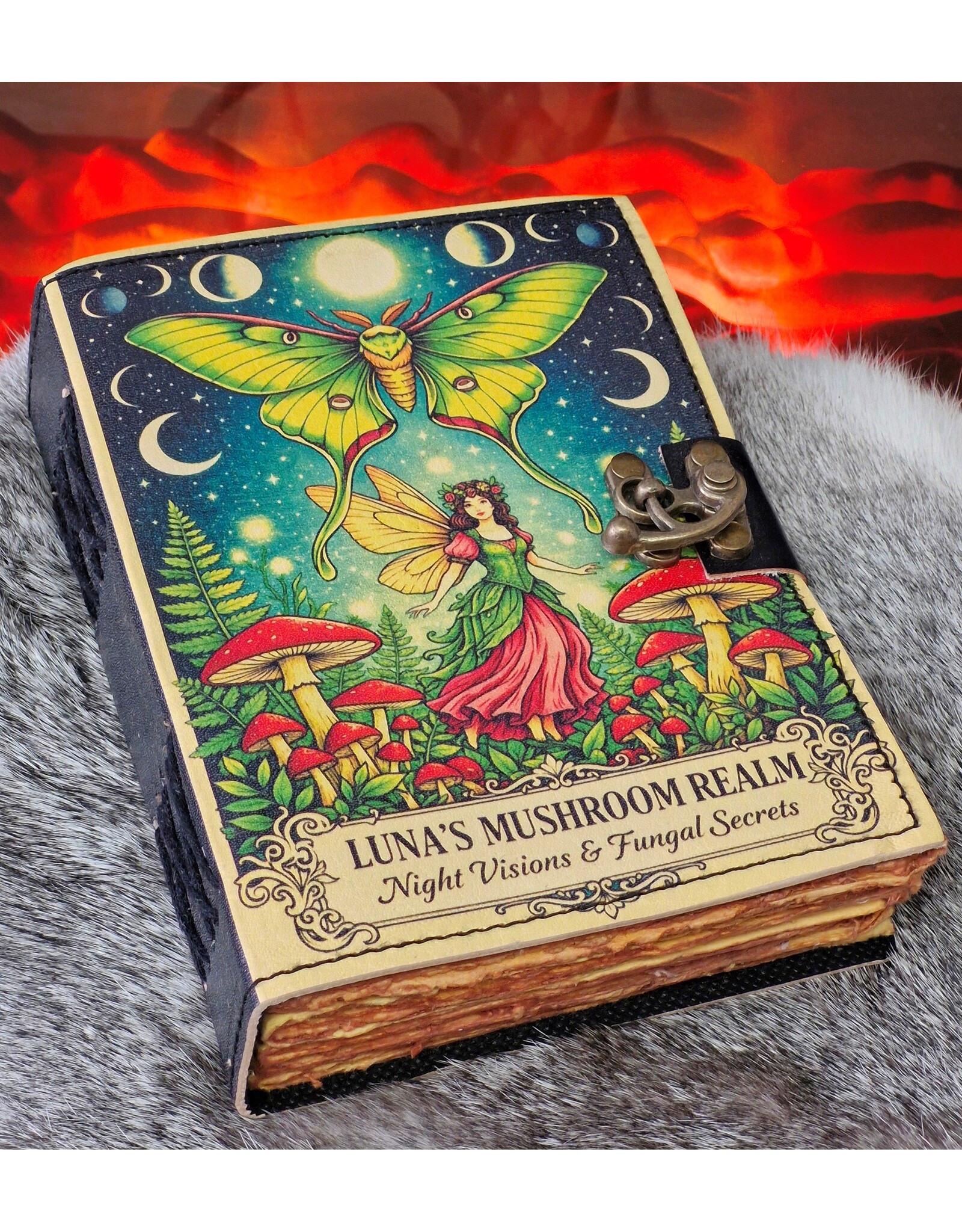 BB Miscellaneous - Luna's Mashroom Realm Leather Diary