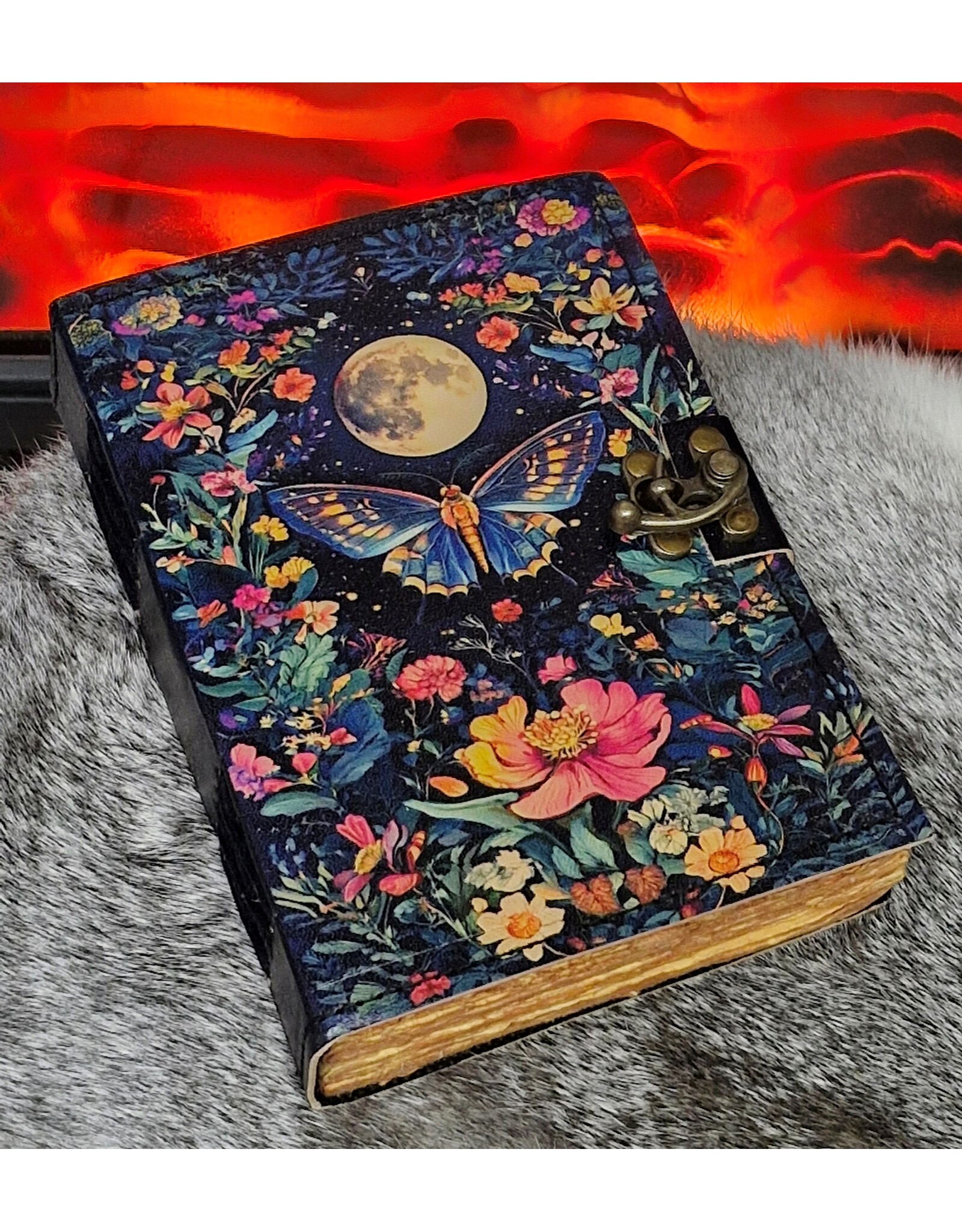 BB Miscellaneous -   Leren Dagboek Nachtvlinder, Bloemen en Maan