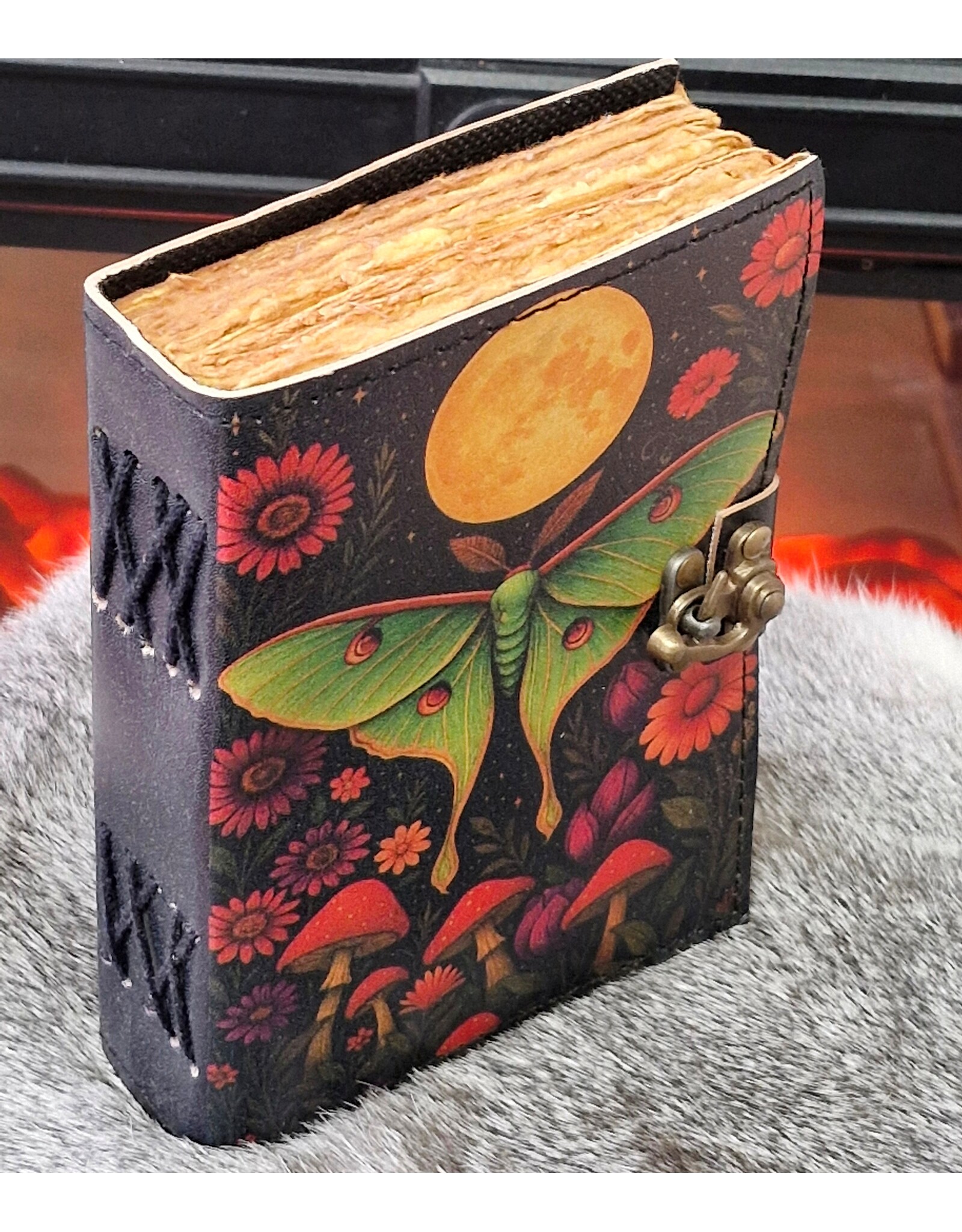 BB Miscellaneous - Leren Dagboek Nachtvlinder, Paddenstoelen en Maan