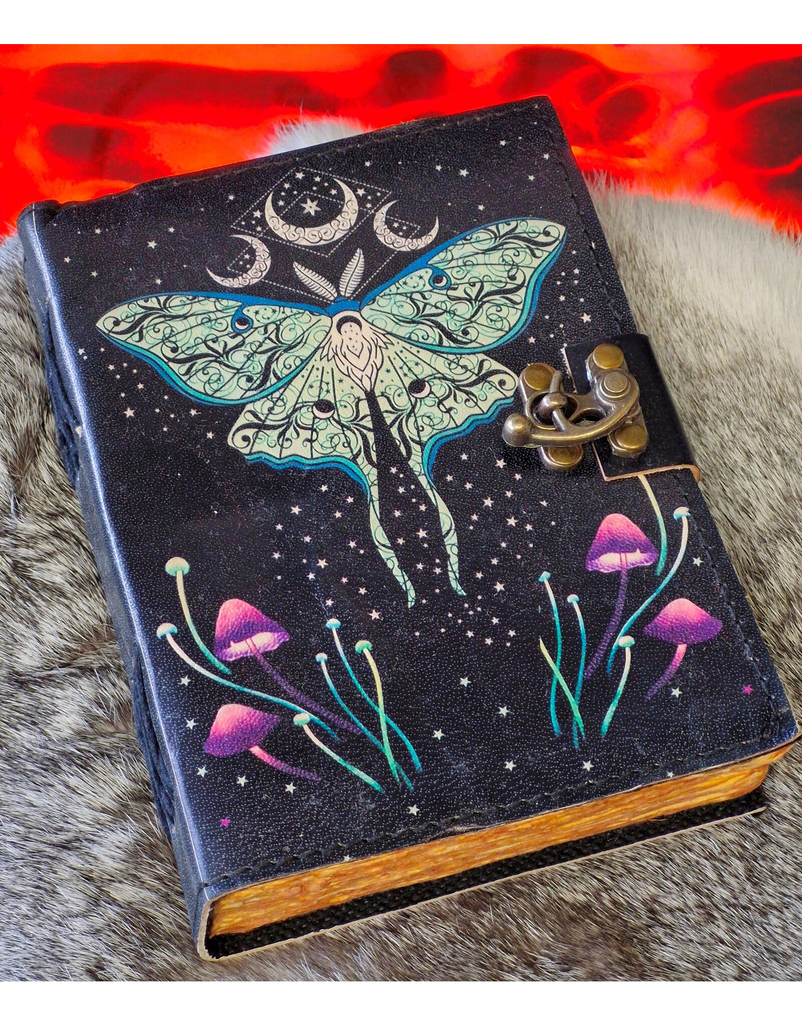 BB Miscellaneous - Leren Dagboek Cosmic Moth 18x13cm