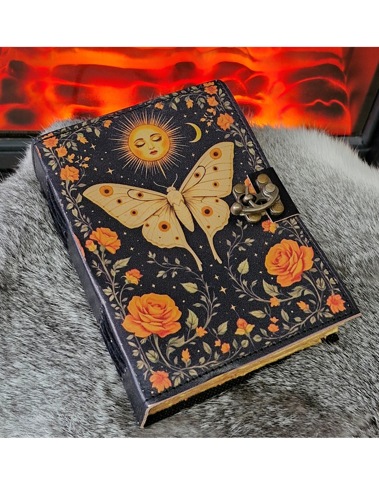 BB Miscellaneous - Leren Dagboek Moth Summer Fantasy 18x13cm