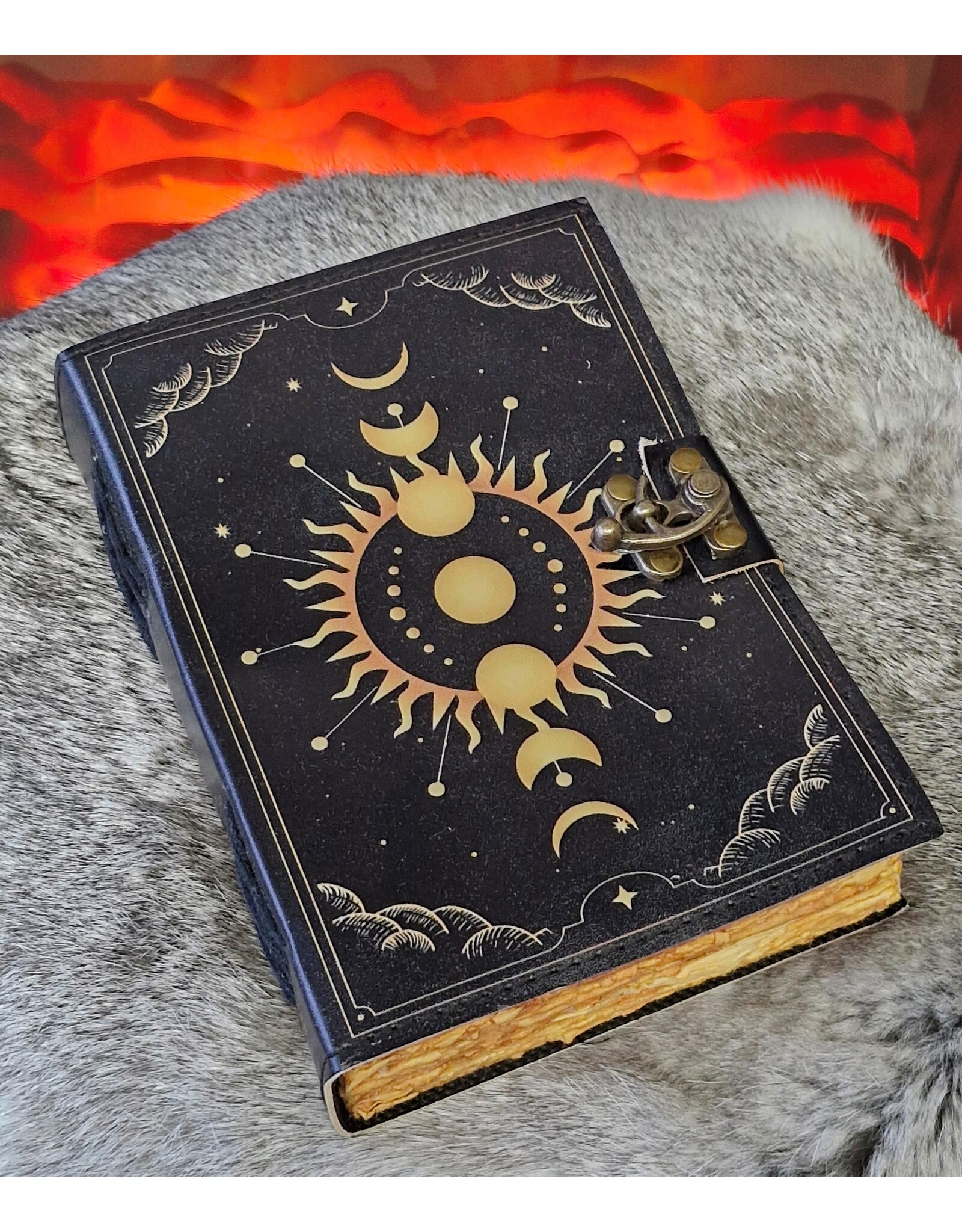 BB Miscellaneous - Leather Journal Four Phases of the Sun 18x13cm