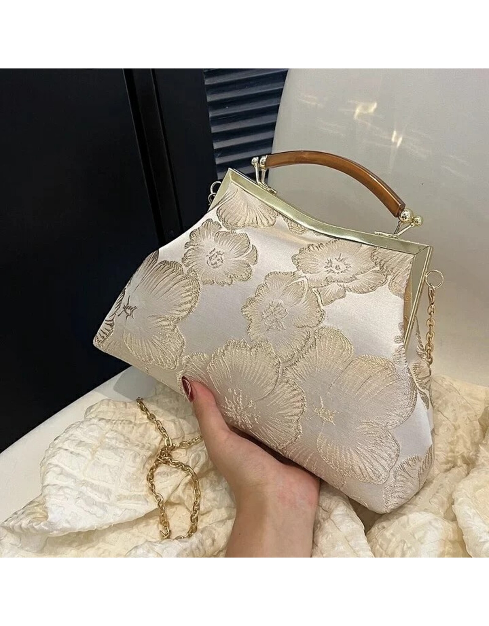 Banned Retro bags  Vintage bags - Vintage Fabric Handbag With Embossed Flowers beige