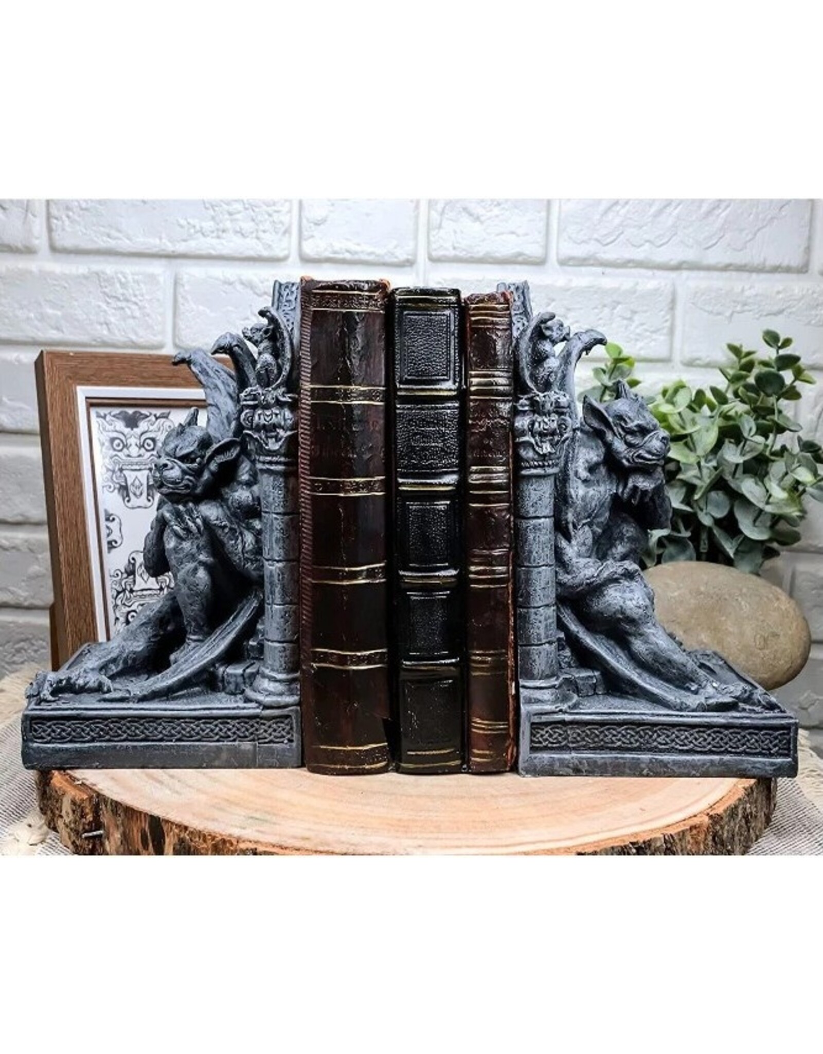 PT Giftware & Lifestyle - Gargouille Boekensteun Set