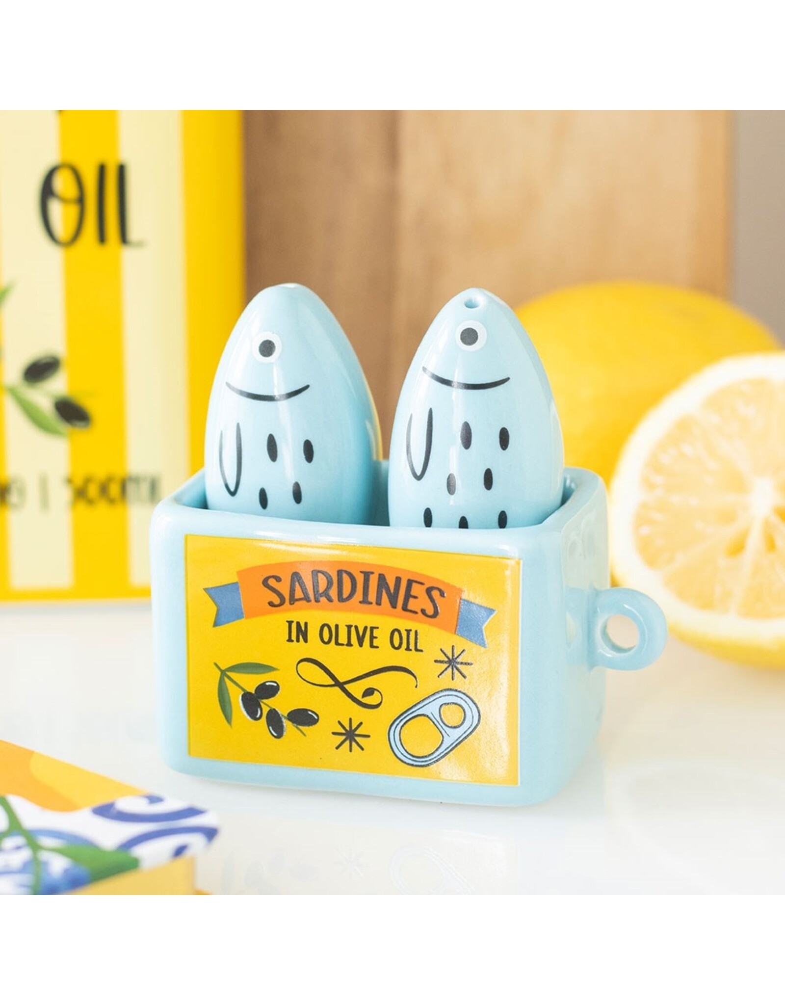 SDW Giftware & Lifestyle - Mariteam Salt & Pepper set "Sardines"