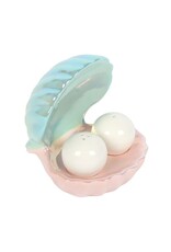 SDW Giftware & Lifestyle - Clam Shell Salt and Pepper Shakers