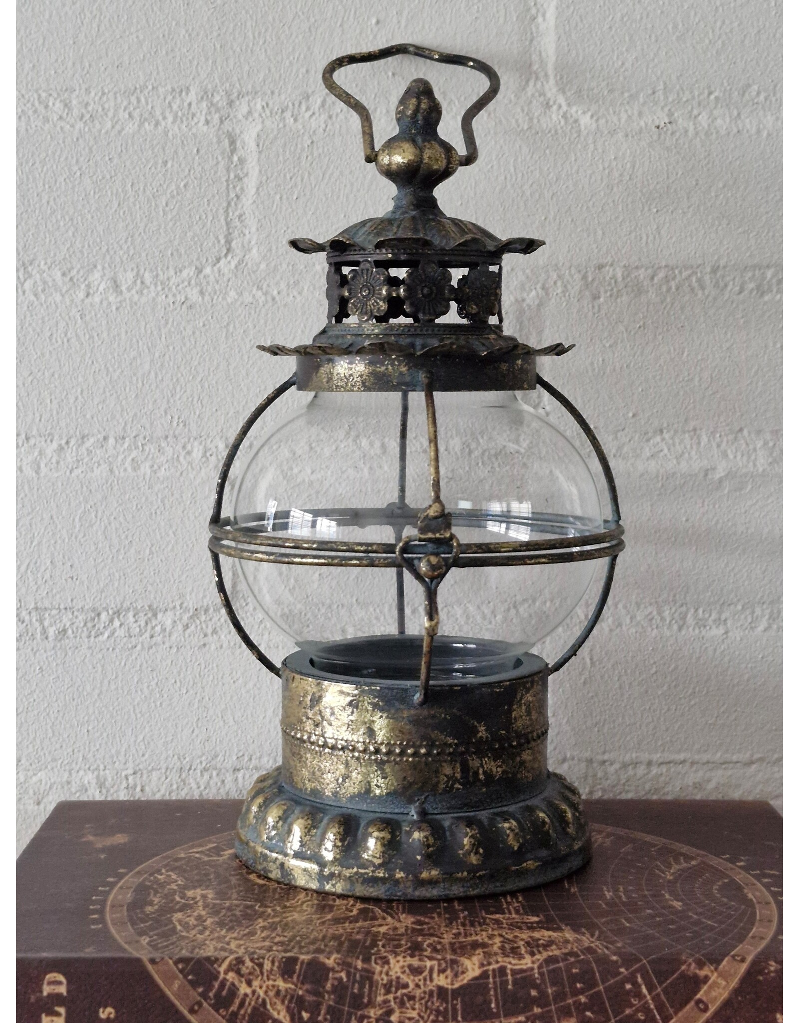 JB Miscellaneous - Tinnen Decoratieve Lantaarn met Glazen Kaarsouder