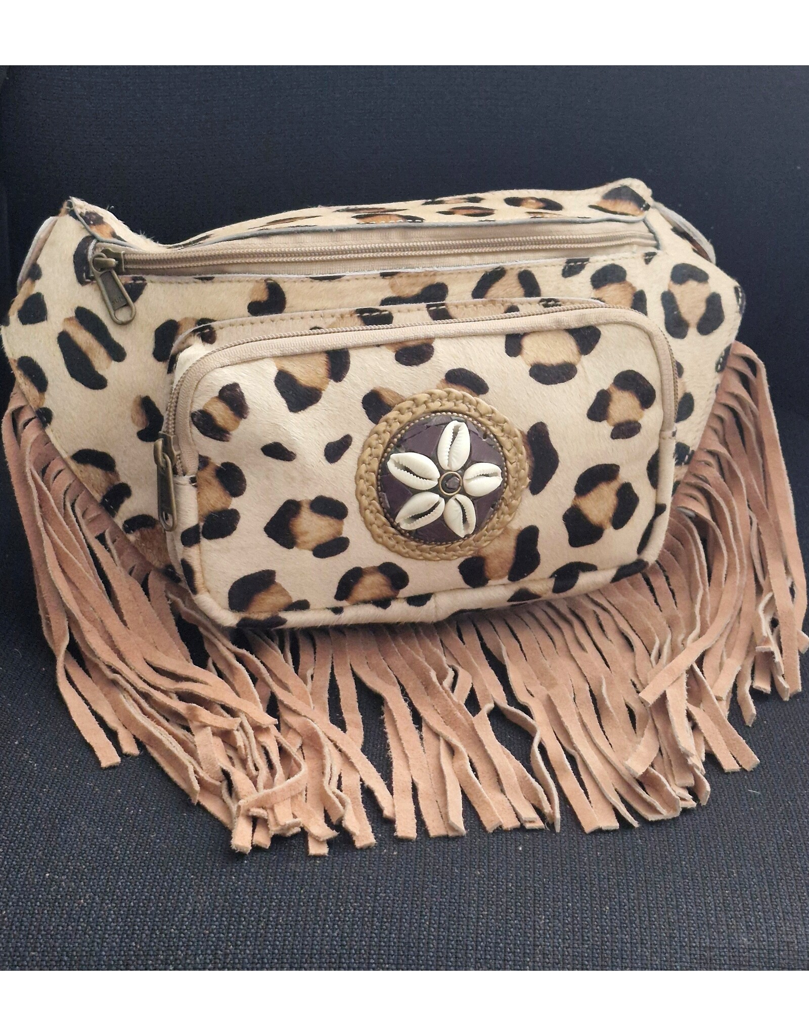 Trukado Leren Festivaltasjes, heuptassen en riemtassen - Koeienhuid Heuptas / Crossbody met Franjes - Luipaard print