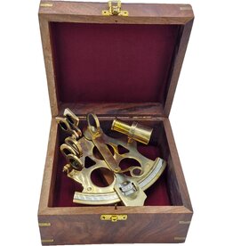 Trukado Sextant met houten kistje messing (large)