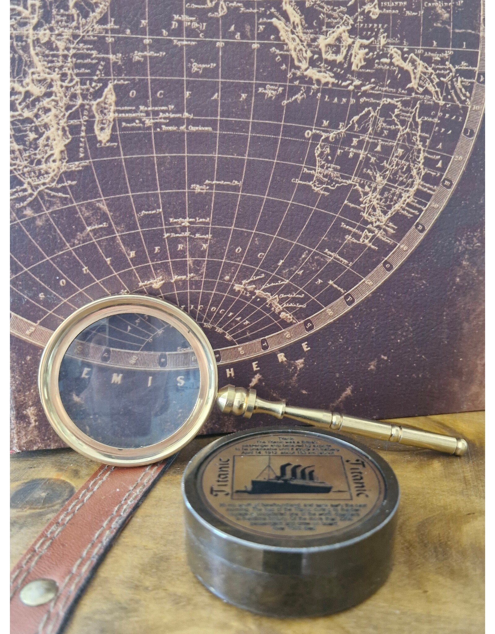 Trukado Miscellaneous - Victorian Pocket Magnifying Glass (brass)