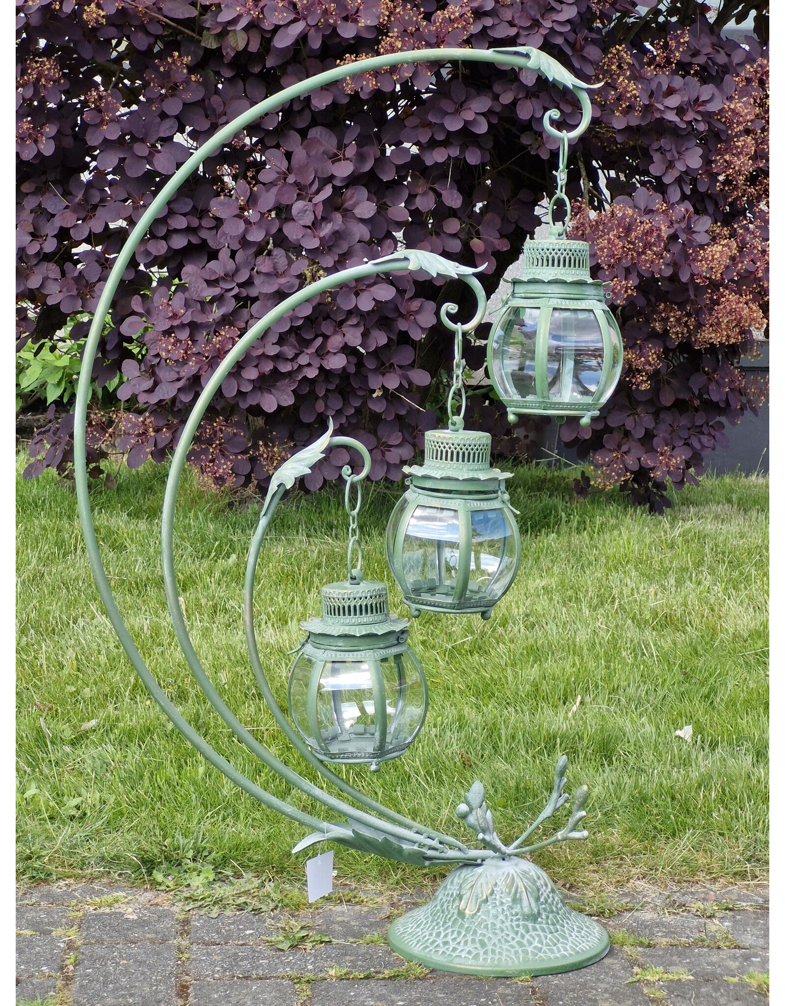 JB Miscellaneous - Brocante lantaarn op voet met 3 bolletjes groen
