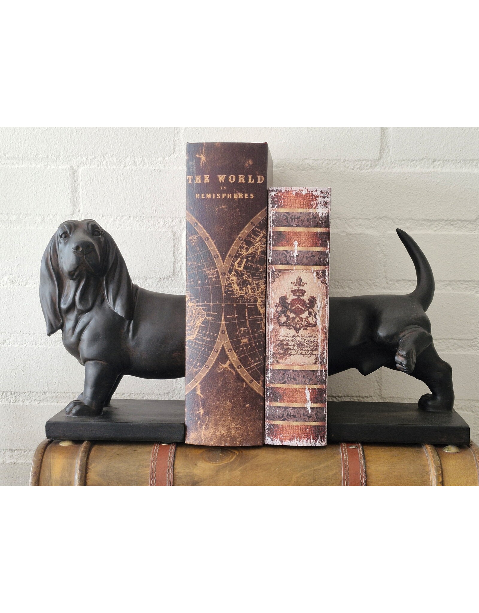 Trukado Miscellaneous -  Dachshund bookends, set of two