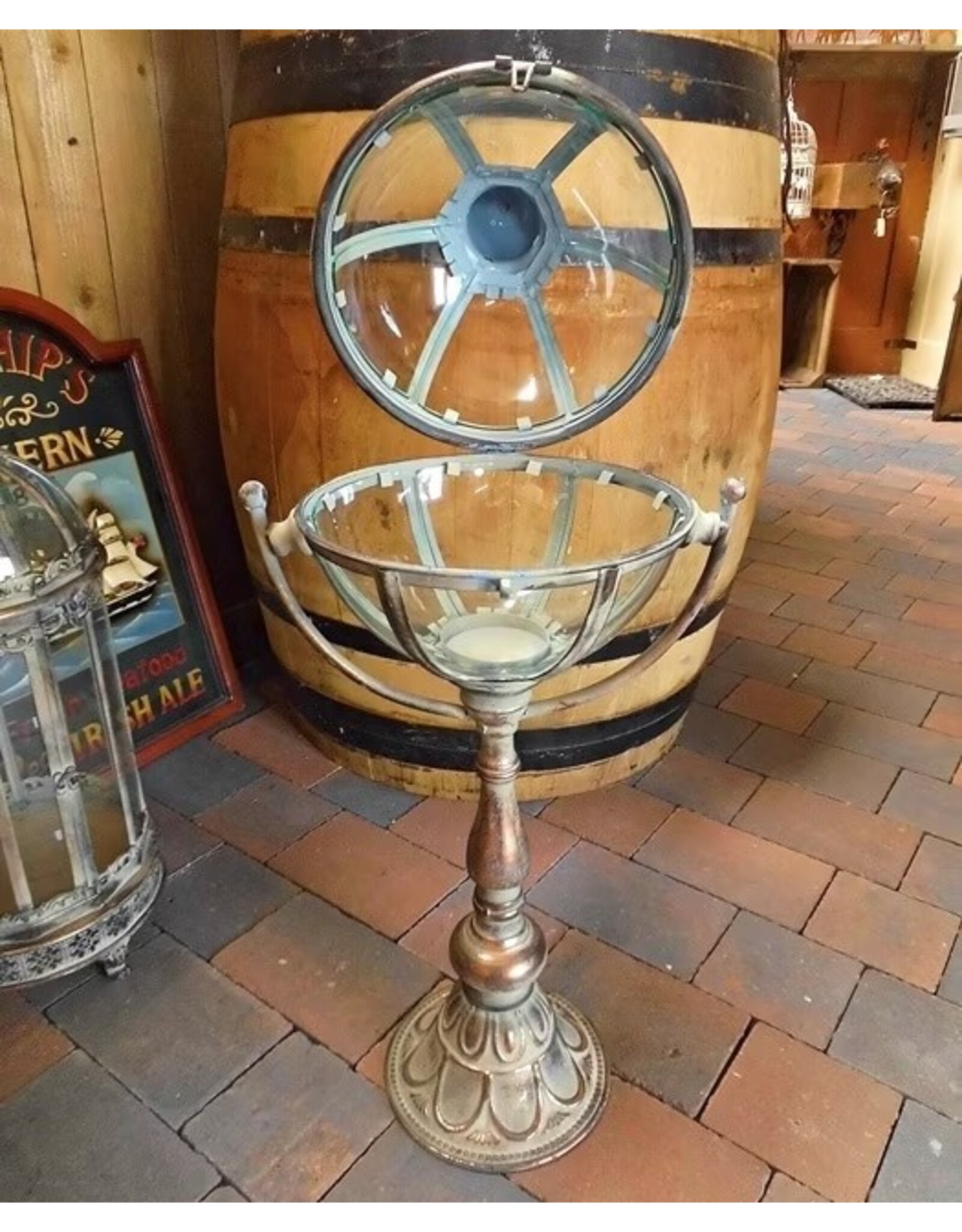 Trukado Miscellaneous - Lantern Glass Globe on Standaard Georgian Style