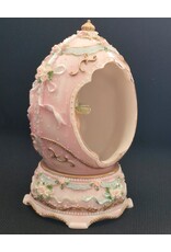 Trukado Giftware & Lifestyle - Muziekdoos Ballerina in Ei Speeldoos