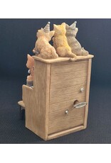 Trukado Giftware & Lifestyle - Music Box Piano with Kittens