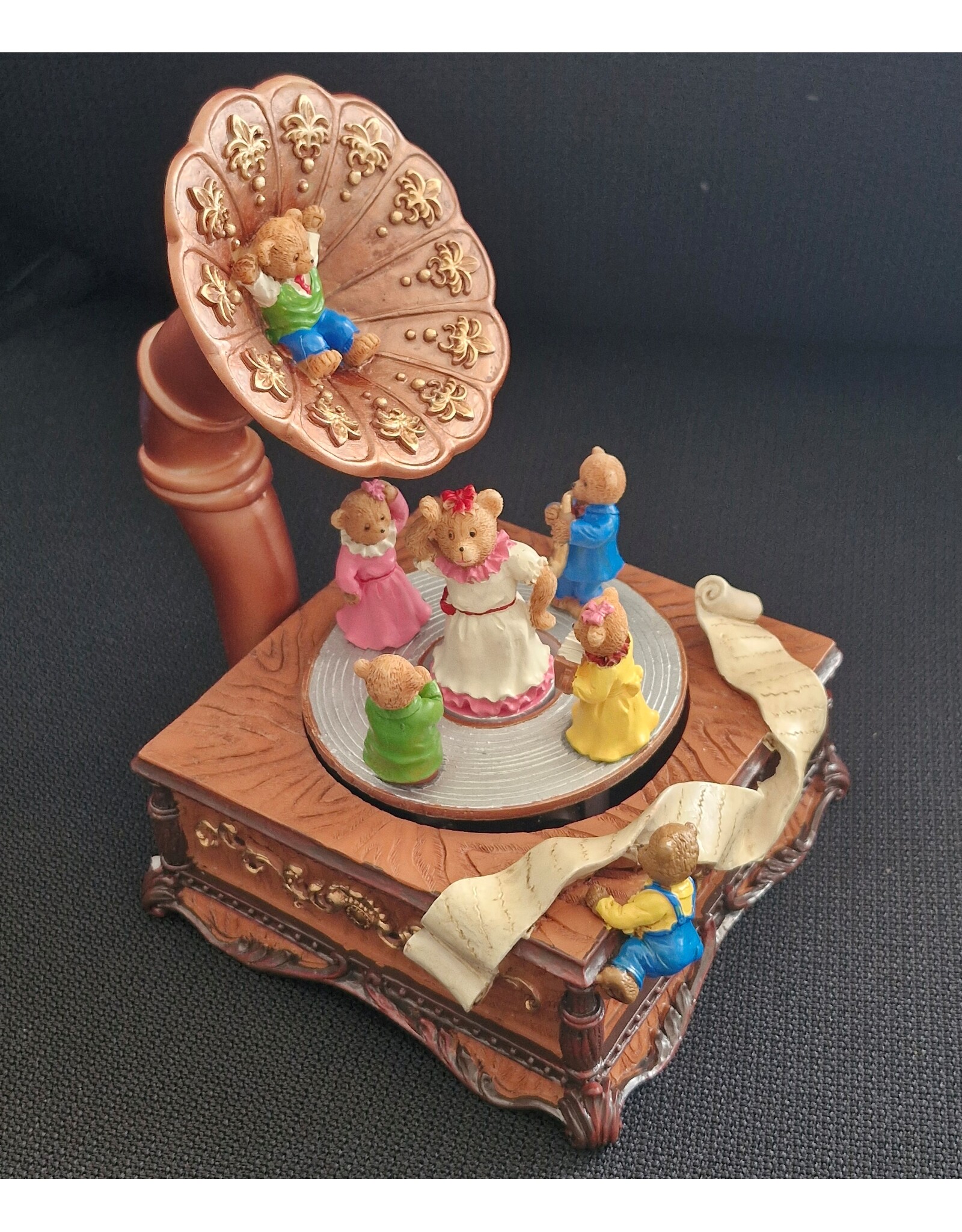 Trukado Giftware & Lifestyle - Muziekdoos Grammofoon met Dansende Beertjes