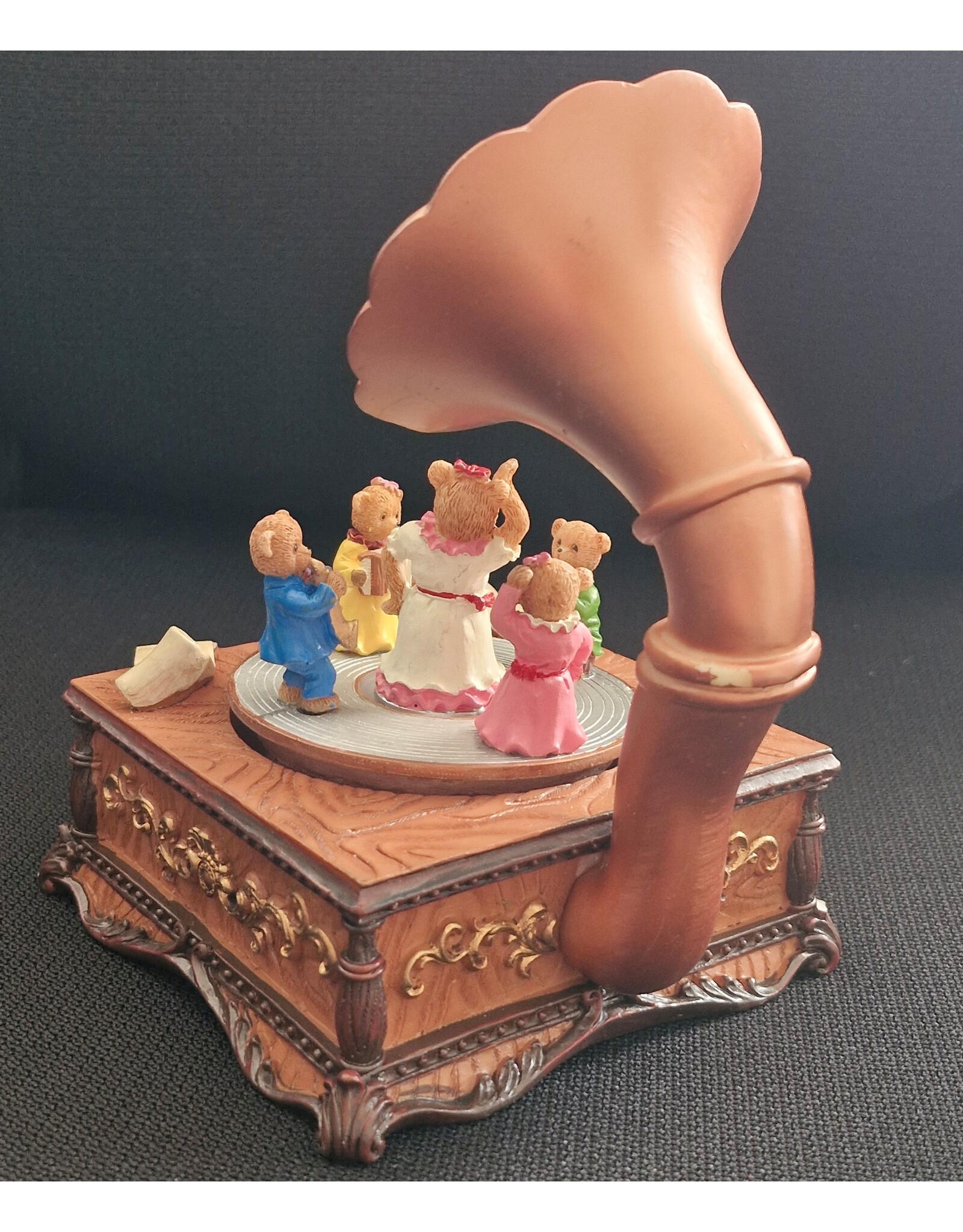 Trukado Giftware & Lifestyle - Muziekdoos Grammofoon met Dansende Beertjes