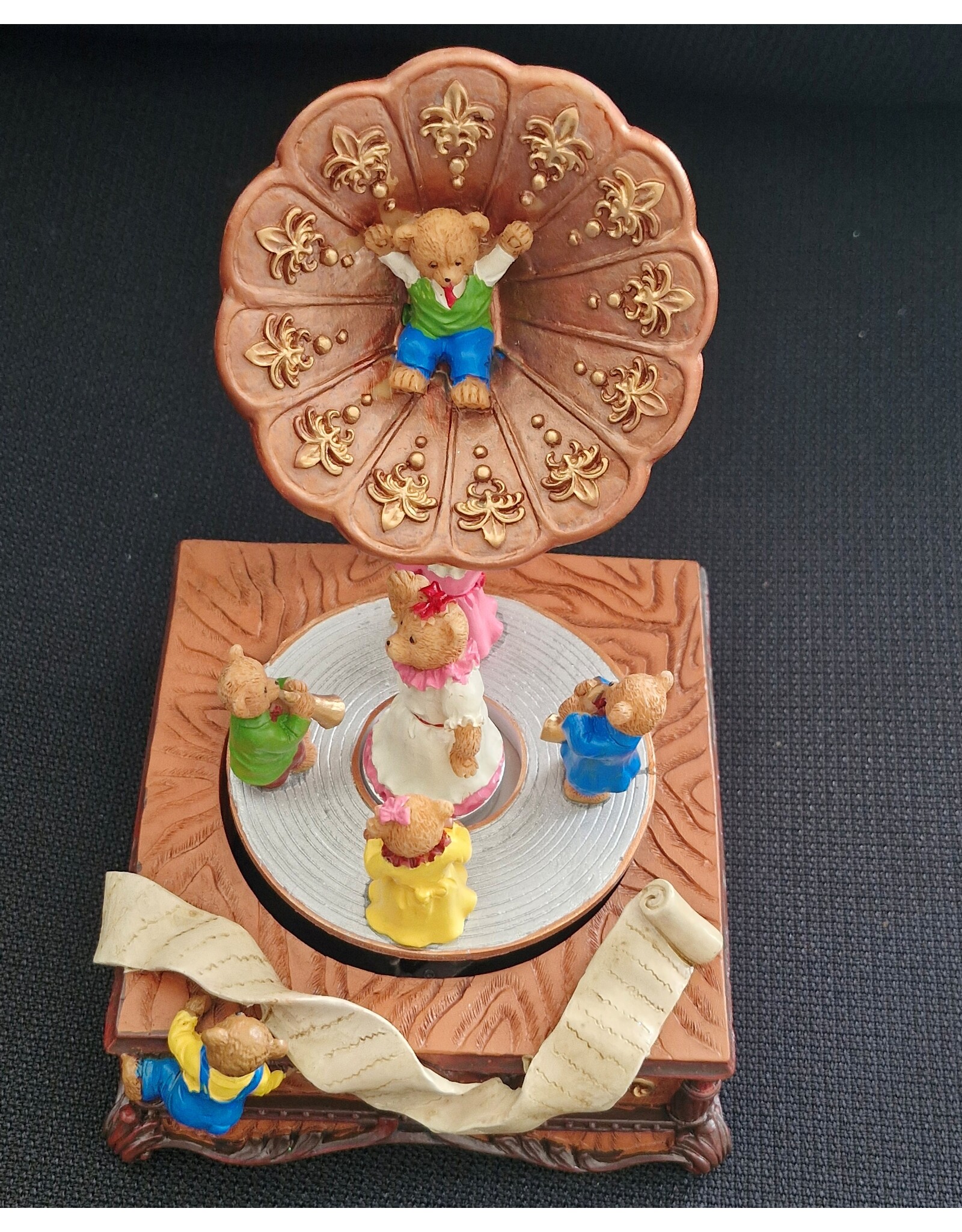 Trukado Giftware & Lifestyle - Muziekdoos Grammofoon met Dansende Beertjes