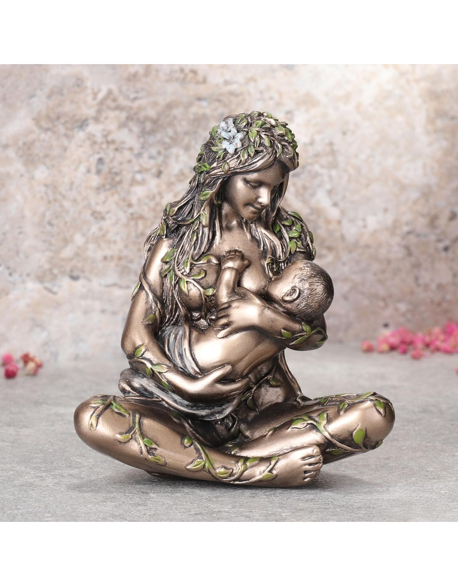 Veronese Design Giftware & Lifestyle - Moeder Aarde Gaia met Baby op Haar Borst