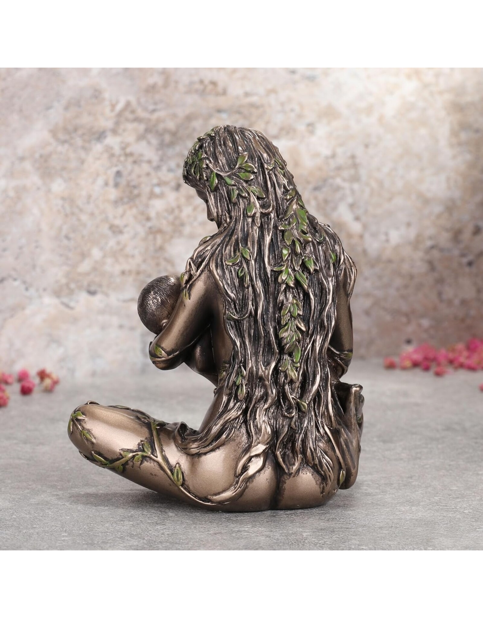 Veronese Design Giftware & Lifestyle - Moeder Aarde Gaia met Baby op Haar Borst