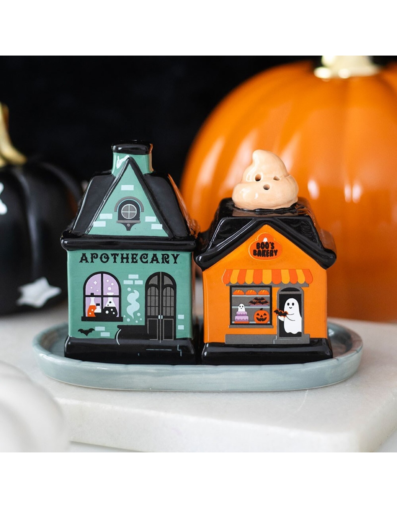 SDW Giftware & Lifestyle - Spooky Street Salt & Pepper Shakers