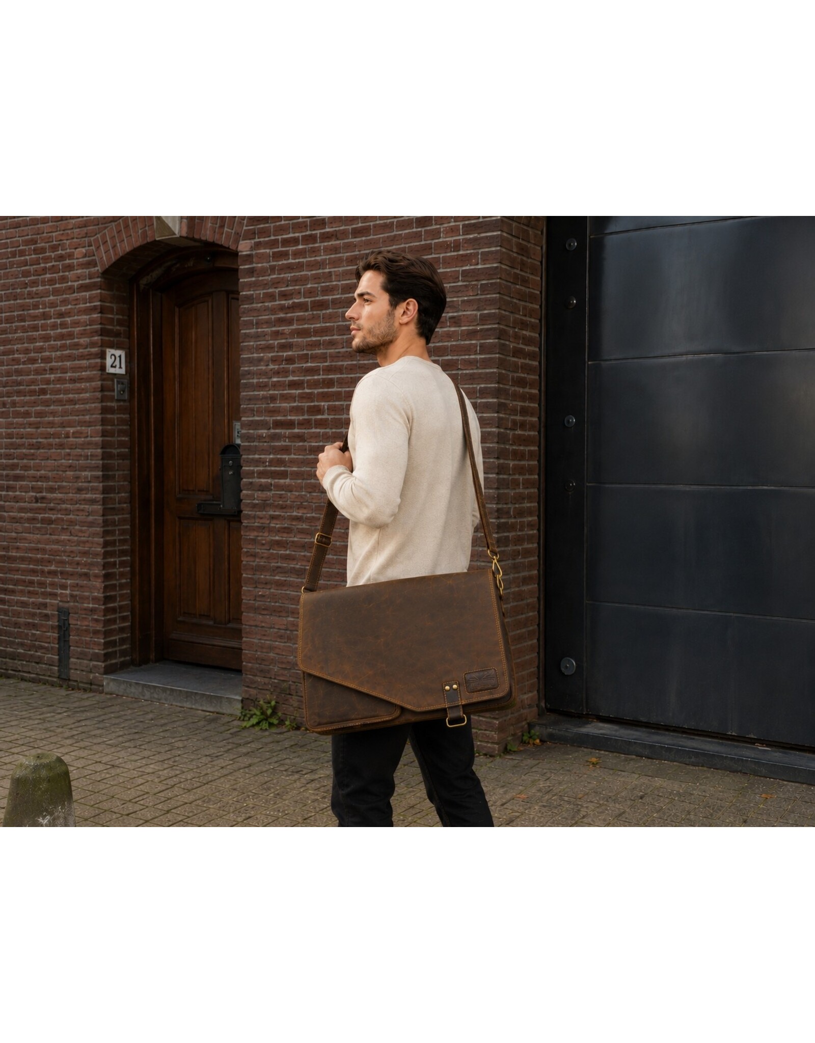 Hunters Leren werktassen en Leren laptoptassen - Hunters werktas / Laptoptas 18 inch - Buffelleer
