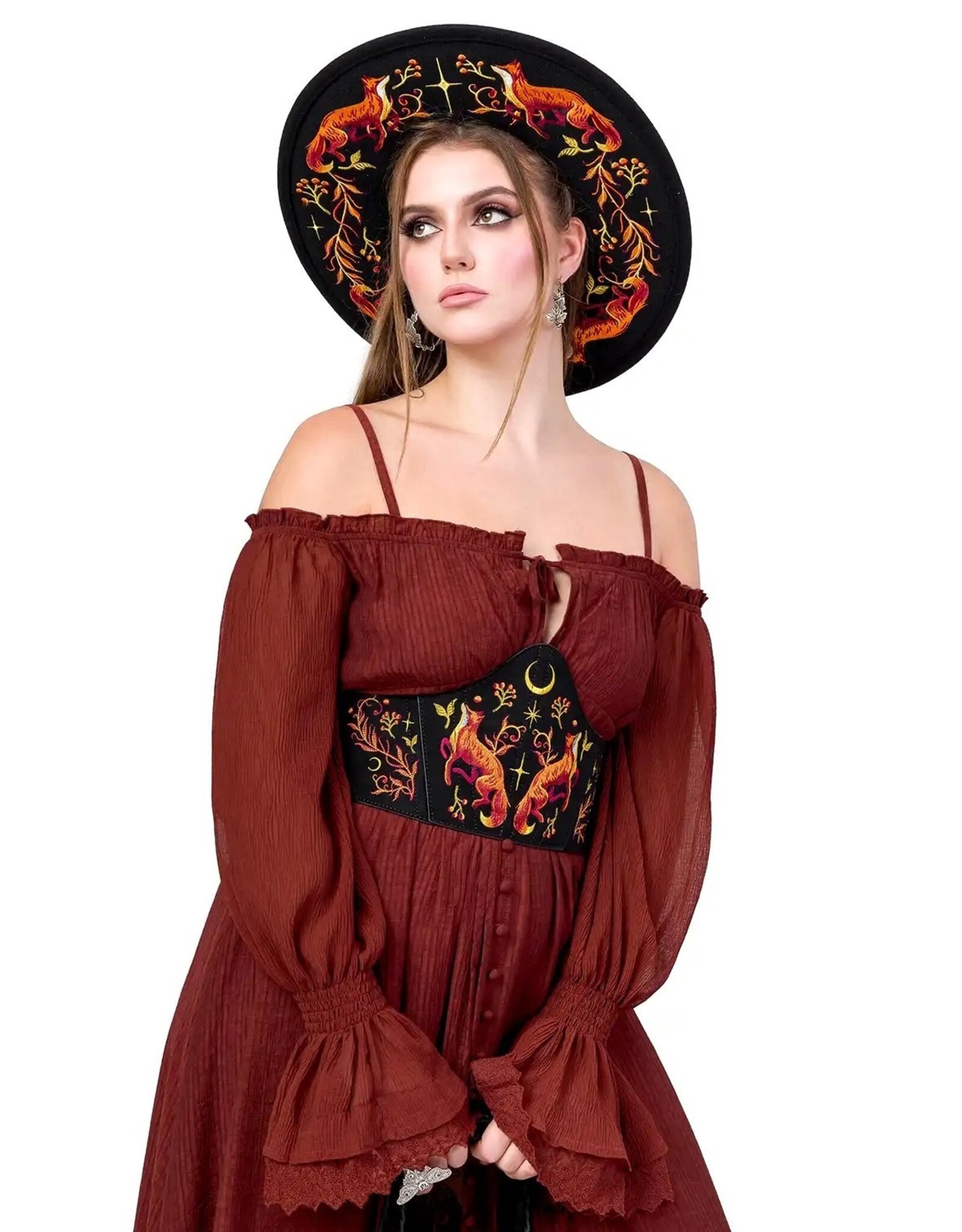 Restyle Gothic and Steampunk accessories - with Fox & Plants Embroidery