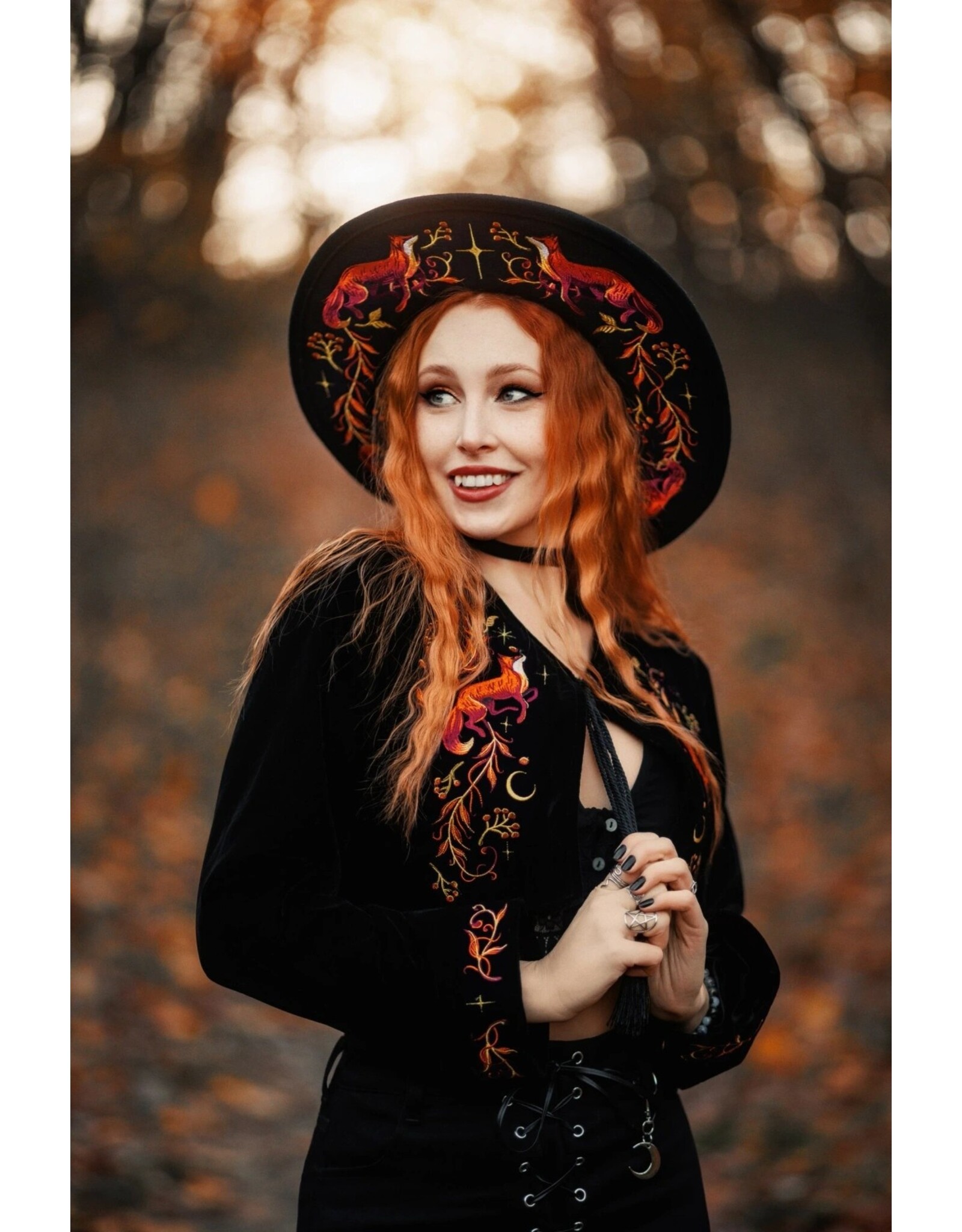 Restyle Gothic and Steampunk accessories - with Fox & Plants Embroidery