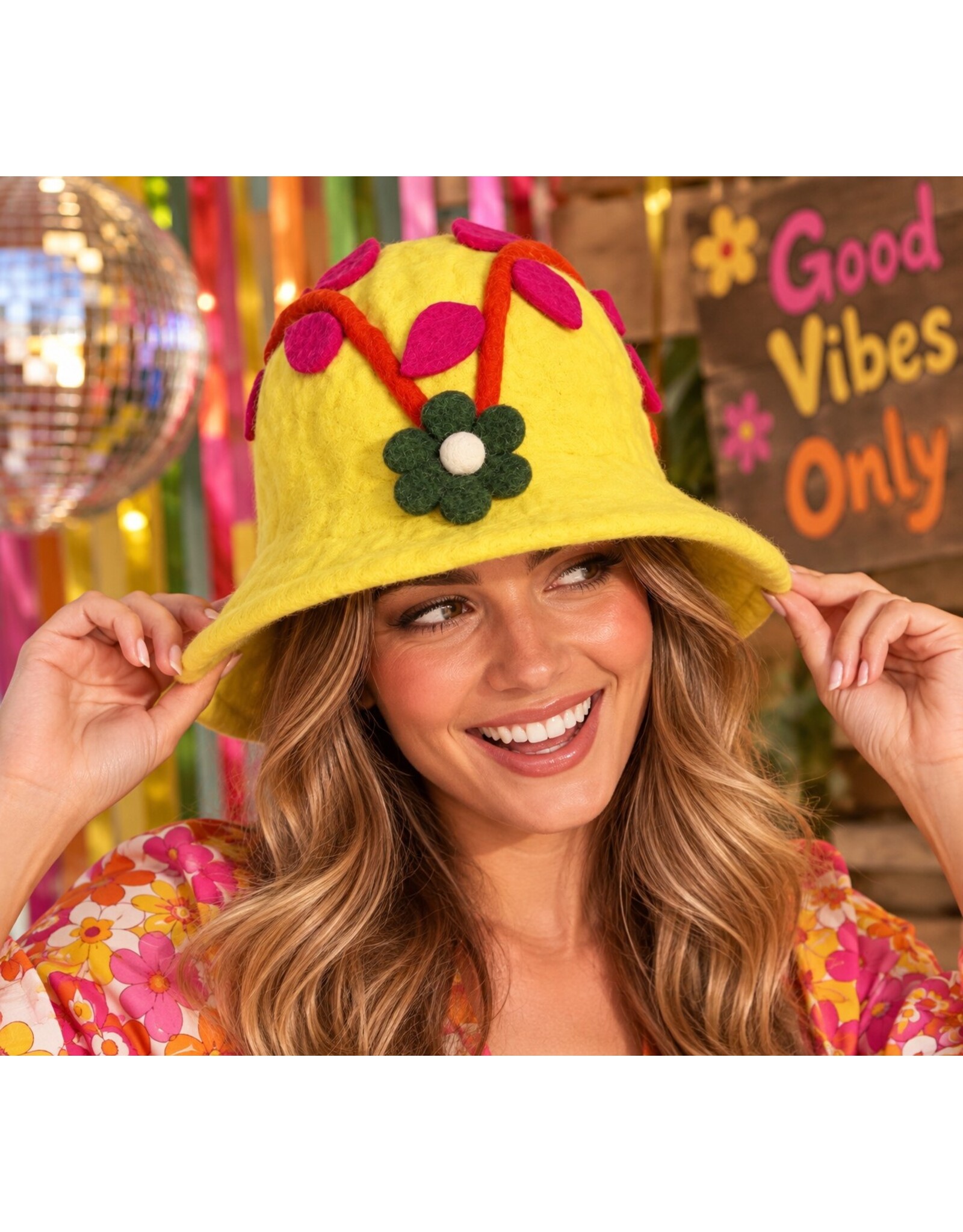 Trukado Miscellaneous - Felt hat - Sauna cap with Green Flower and Leaves (yellow)