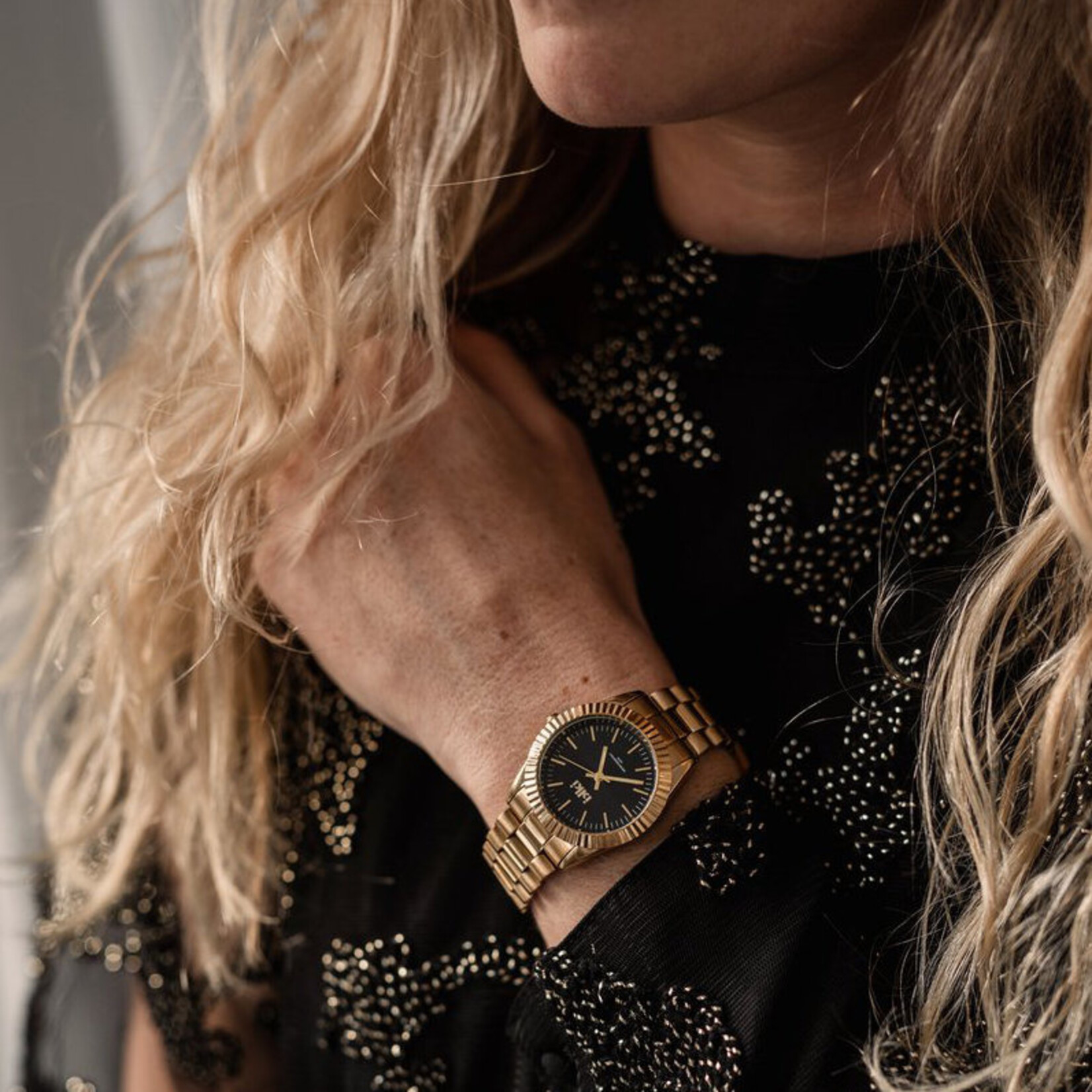 Ikki horloge sale hotsell