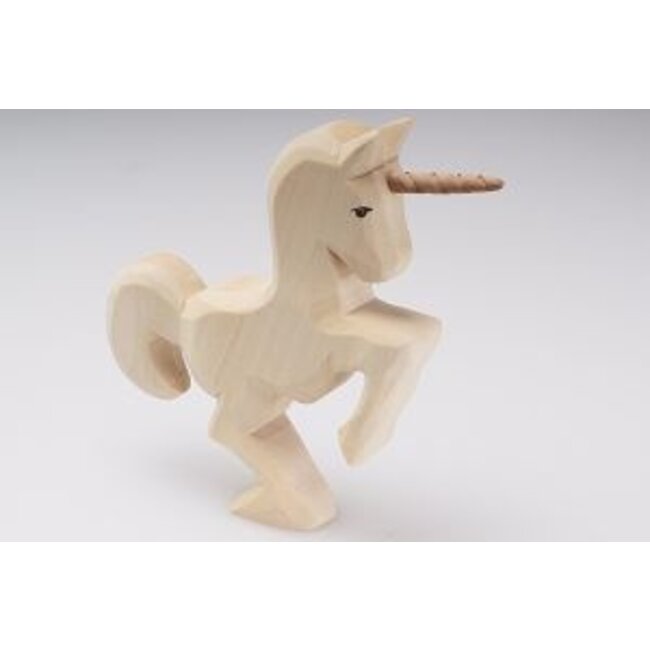 Predan Eenhoorn op achterpoten