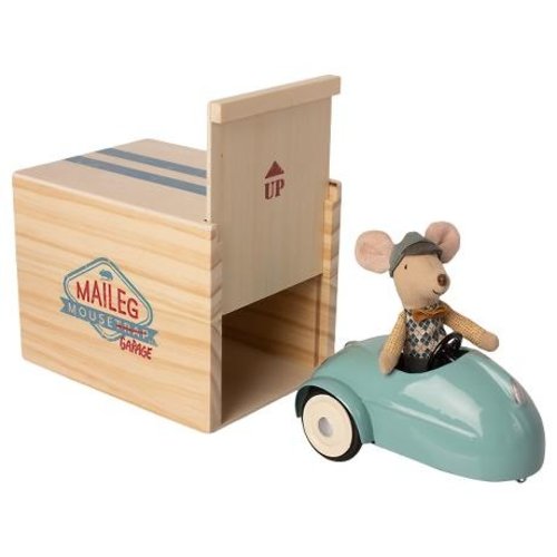 Maileg Maileg Garage met auto en muis Maileg Maileg Garage met auto en muis