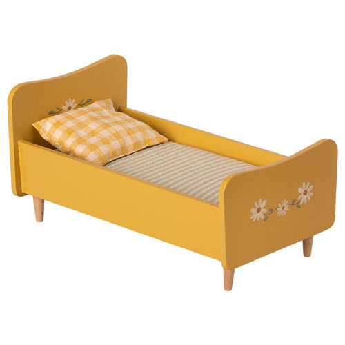 Maileg Maileg Houten Bed - Geel Maileg Maileg Houten Bed - Geel