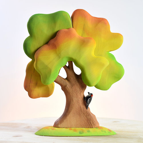 Bumbu Toys Bumbu Grote herfst eikenboom met specht Bumbu Toys Bumbu Grote herfst eikenboom met specht