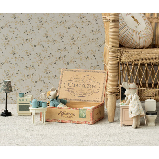 Maileg vader en moeder muis in sigarendoos