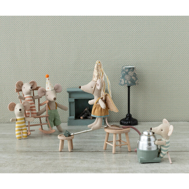 Maileg Feeën Kleertjes in koffertje, kleine zus muis