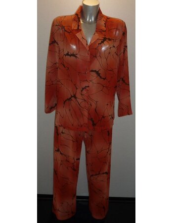 Ivanka Chiffon pyjama kleur terracotta met print kleur zwart mt M