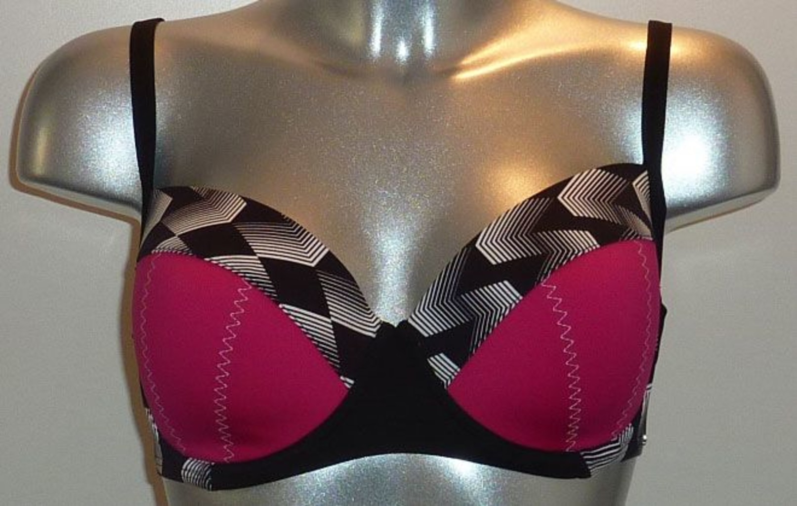 Sapph  Diaz Bay Bikinitop met beugel & licht voorgevormde cup pink met zwart & wit