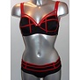 SapphTwist Bh licht voorgevormde cup zwart-bies rood mt A75 , kleur zwart bies rood mt A70