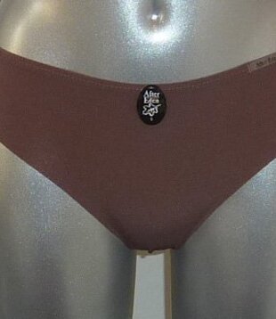 After Eden Sensitive Lasercut String in basis & modetinten