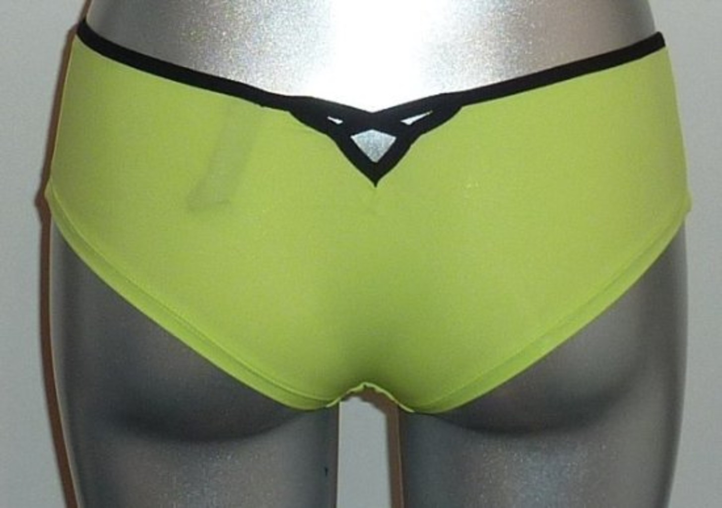 Sapph Sapph Velvet heupboxer kleur limegroen met bies zwart de maten XL of XXL