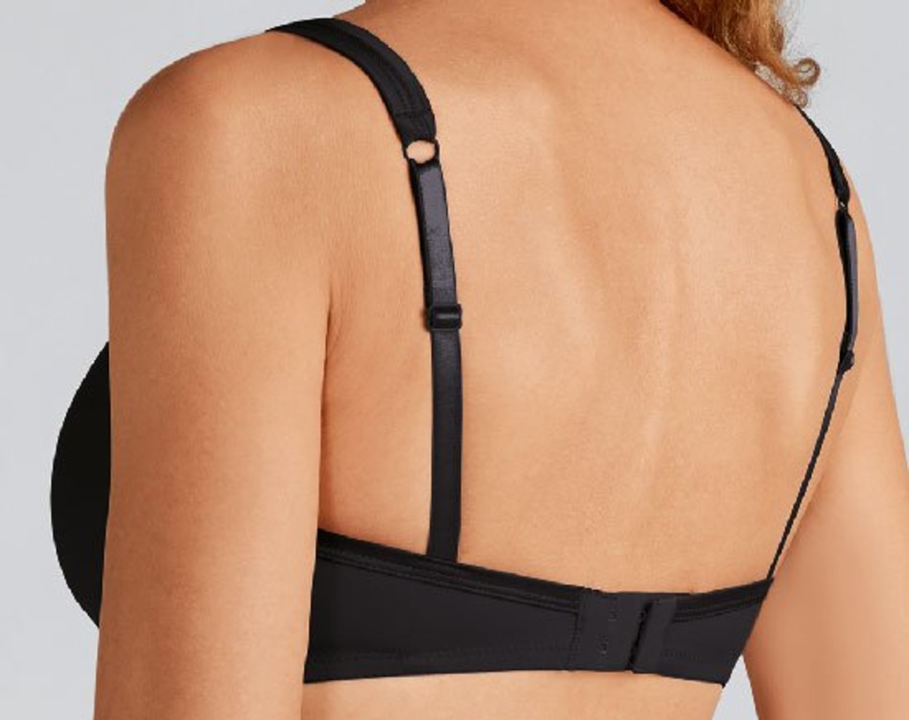 Amoena  Amoena Lara Satin Prothese BH zonder Beugel – Licht Voorgevormde T‑shirt BH met Bi‑Stretch Microfaser – Zwart & Sand