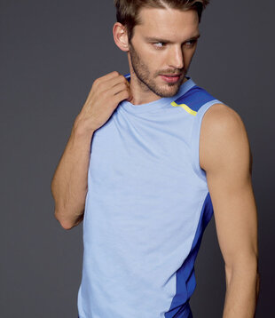 Athletic Tanktop kleur wit met marineblauw mt L of kleur licht blauw mt S & L
