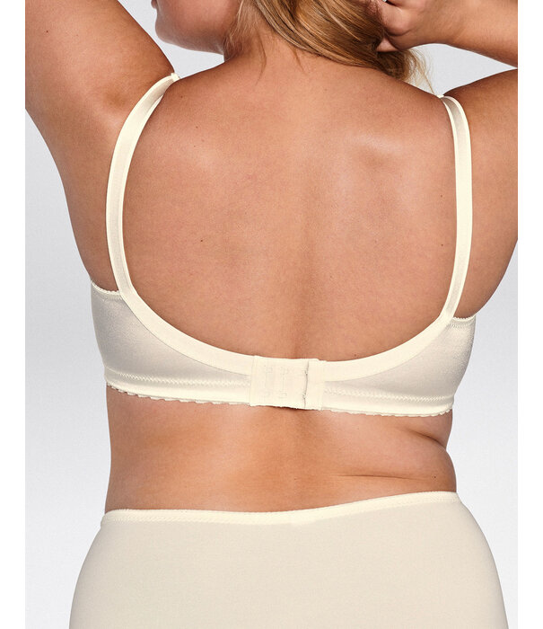 Naturana Naturana Faylinne minimizer bh zonder beugel – gladde cup – kleur champagne